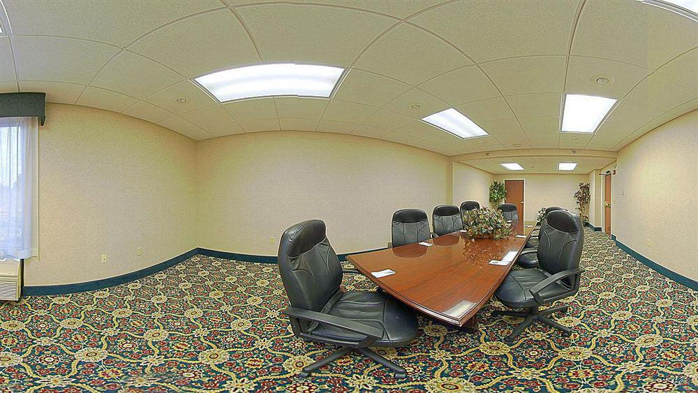 Holiday Inn - St. Petersburg West By Ihg Buitenkant foto