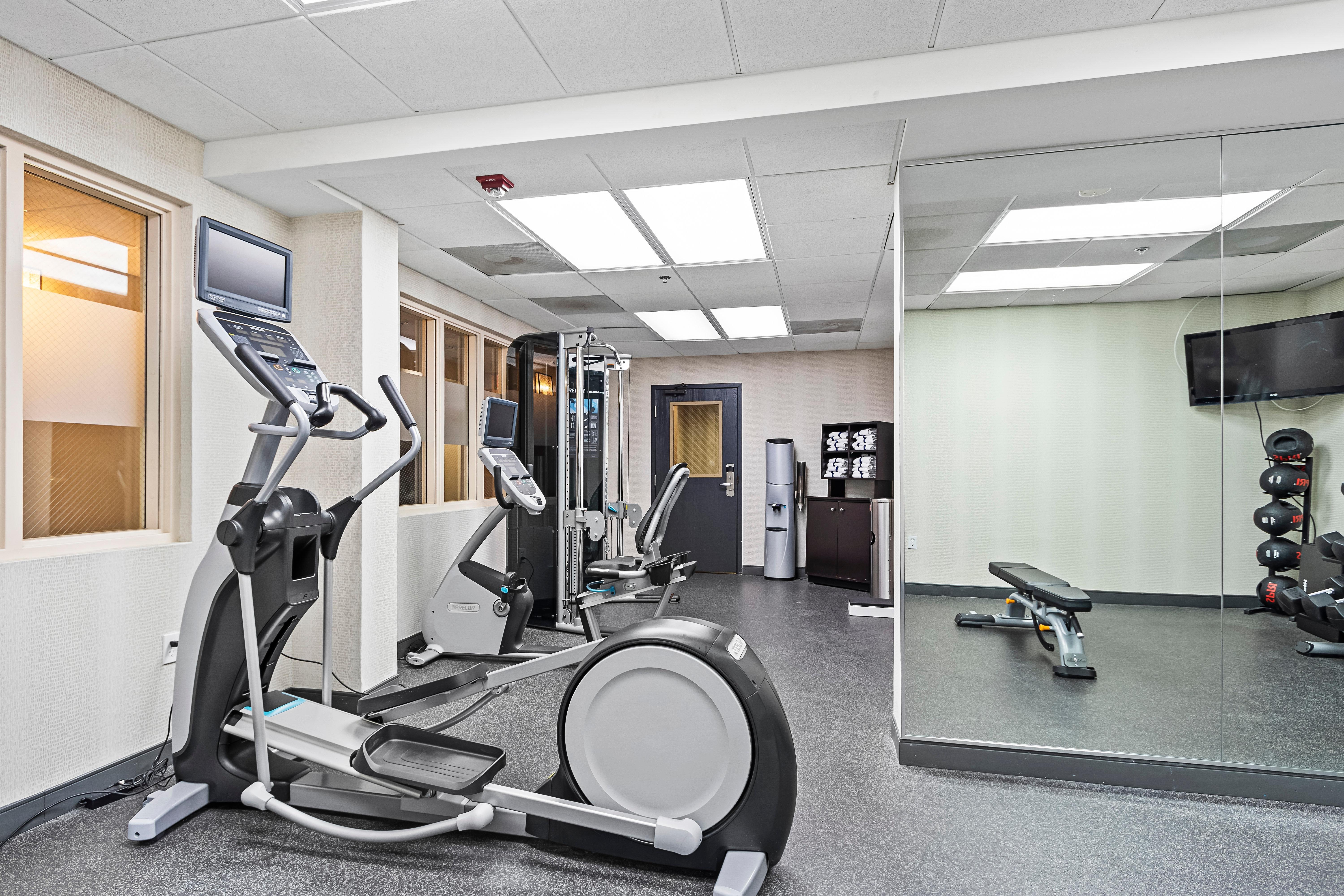 Holiday Inn - St. Petersburg West By Ihg Buitenkant foto