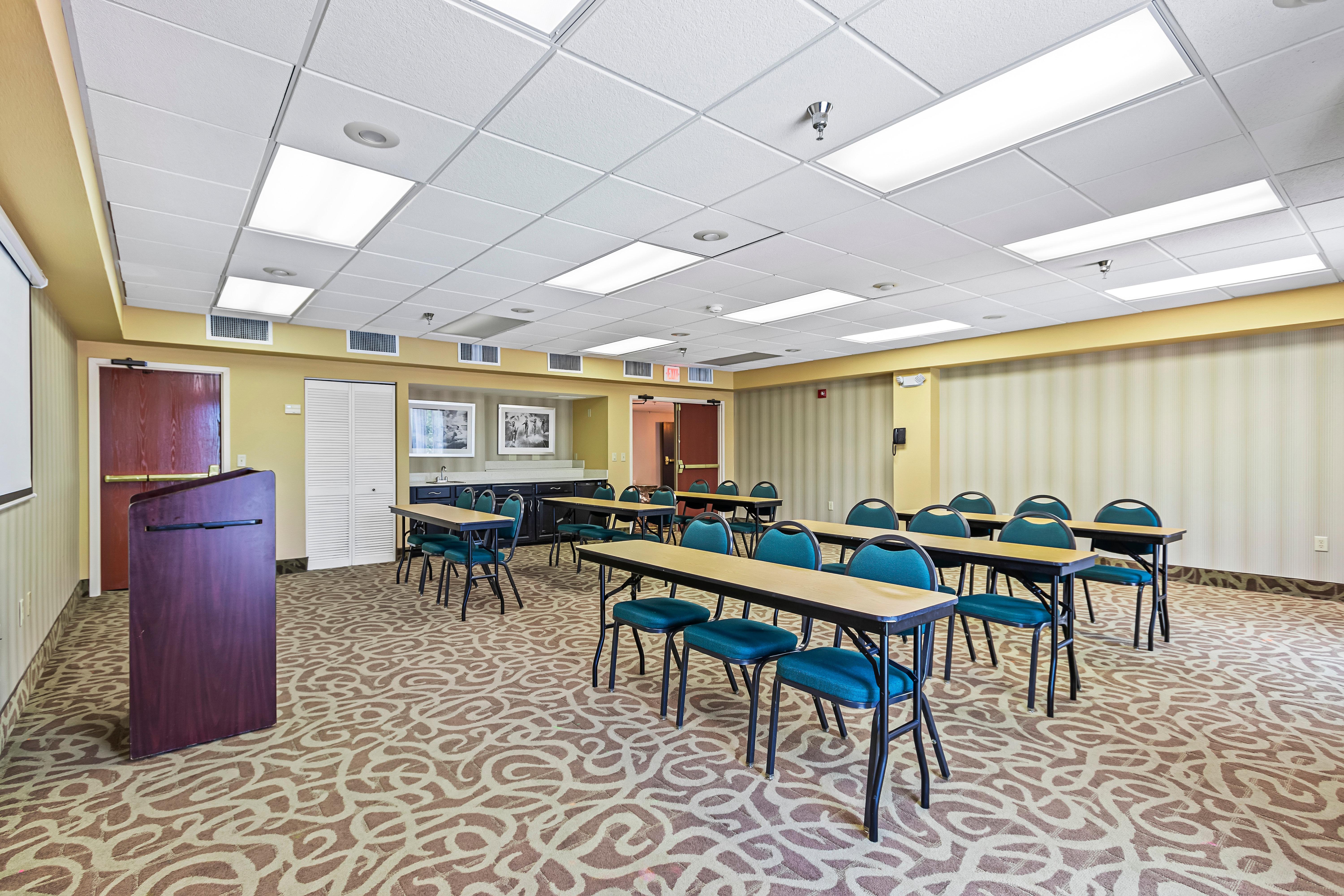 Holiday Inn - St. Petersburg West By Ihg Buitenkant foto