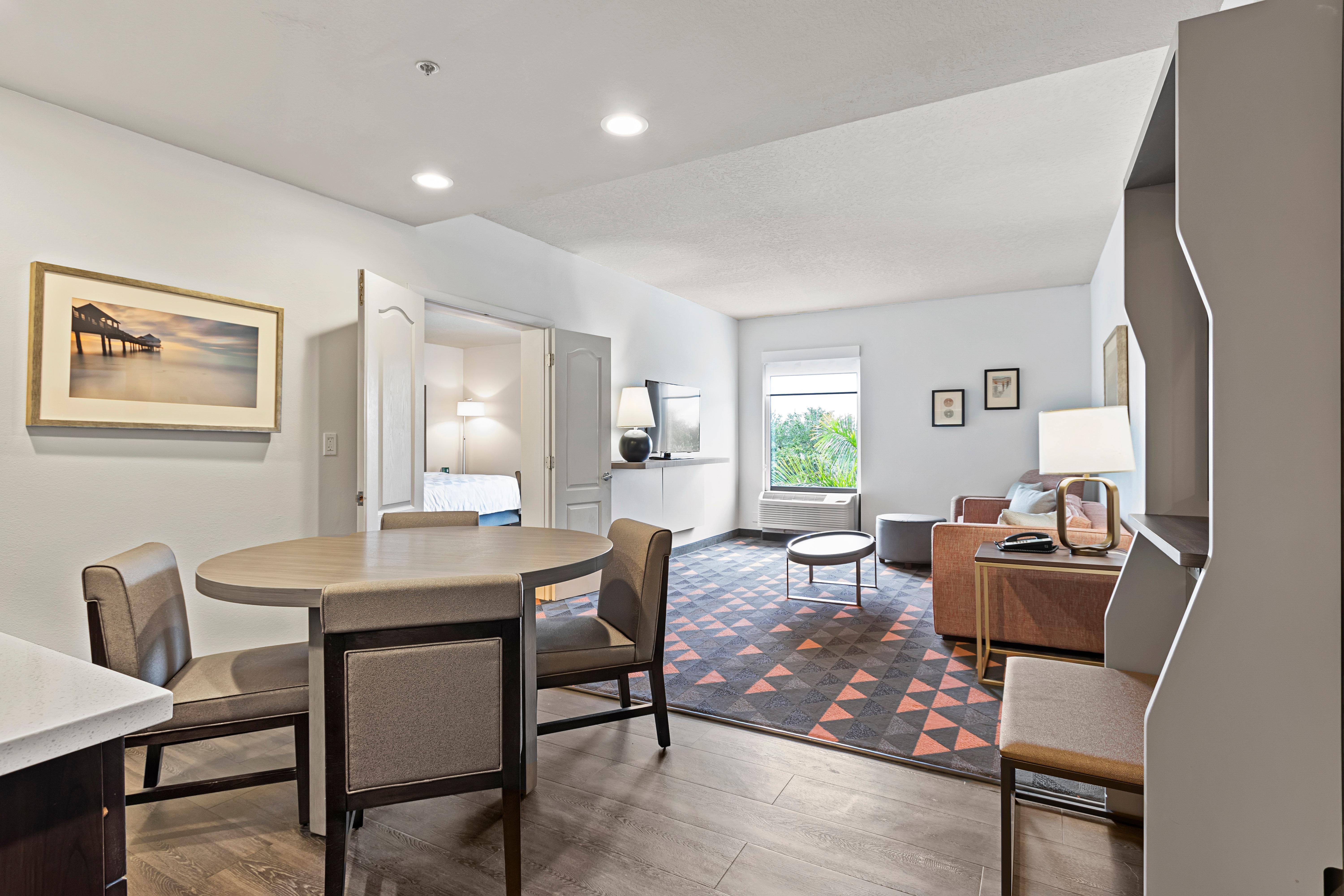 Holiday Inn - St. Petersburg West By Ihg Buitenkant foto