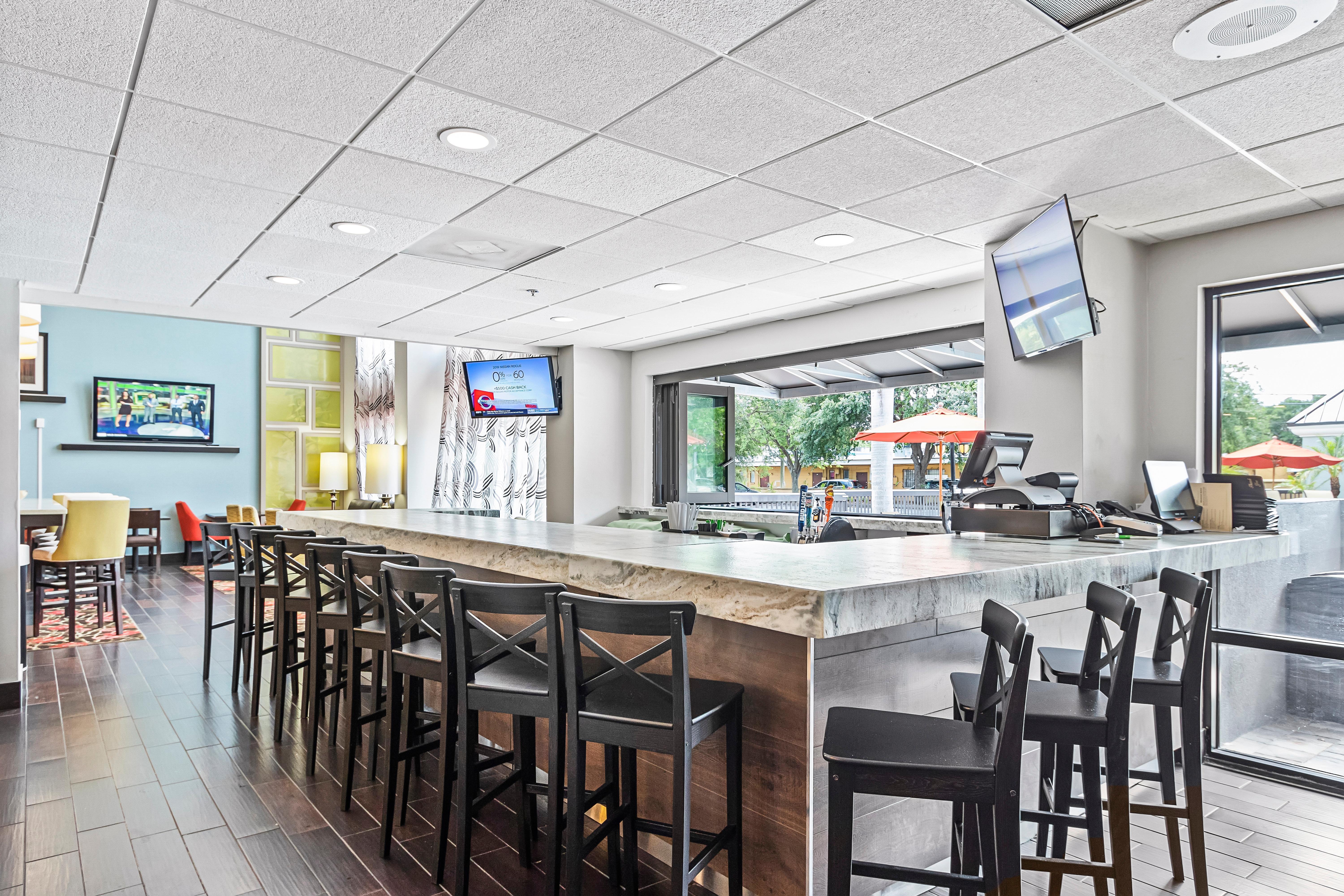Holiday Inn - St. Petersburg West By Ihg Buitenkant foto