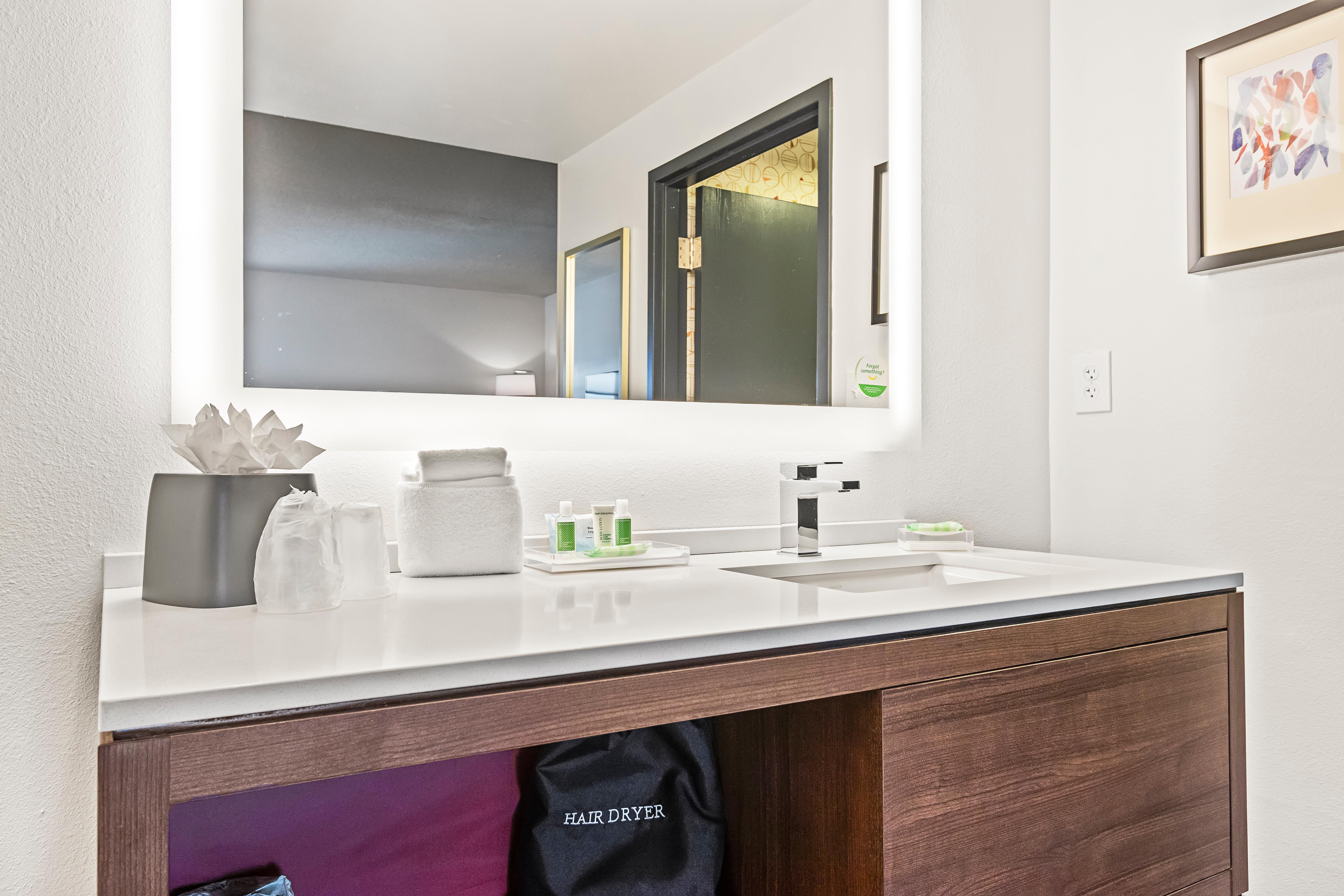 Holiday Inn - St. Petersburg West By Ihg Buitenkant foto