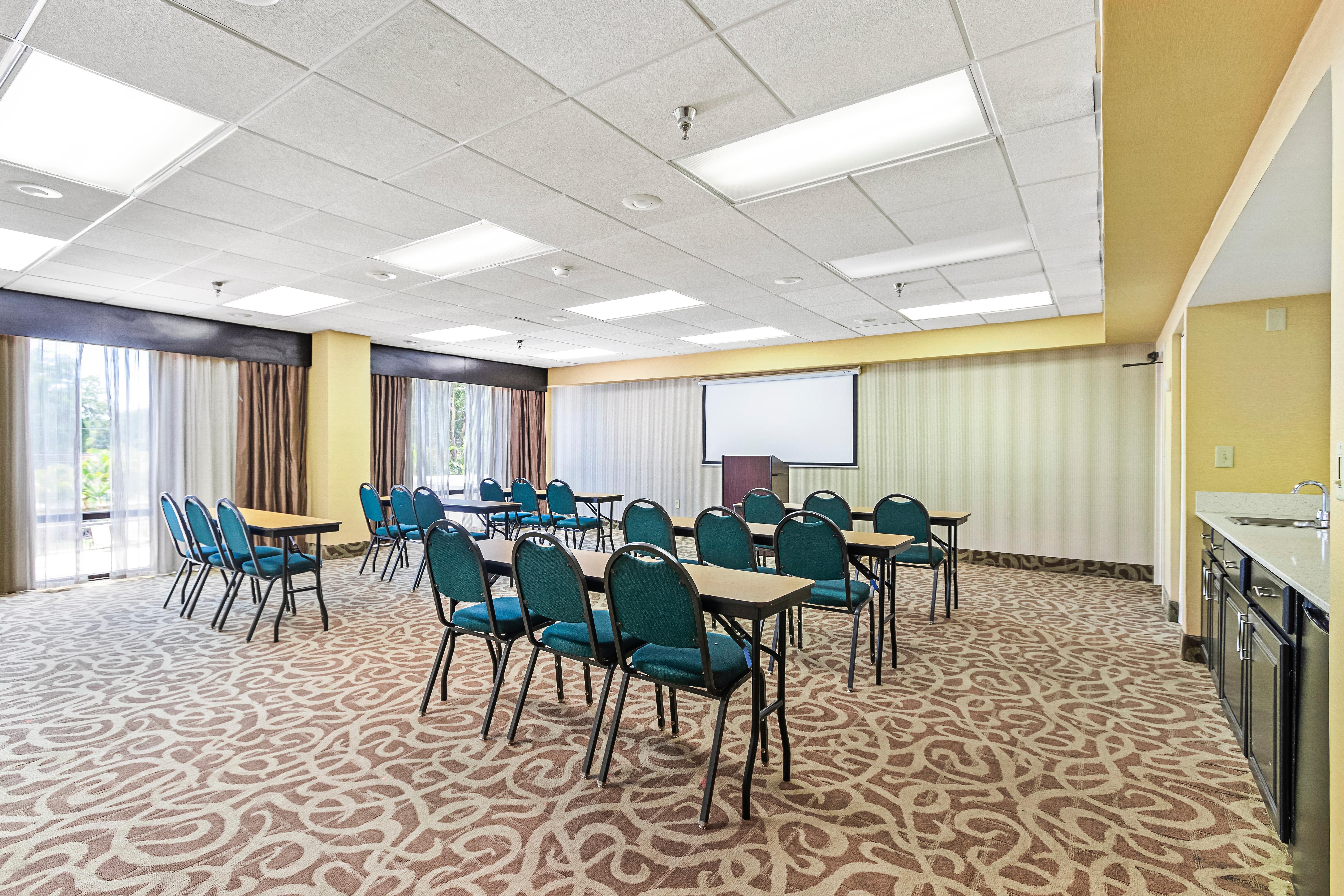 Holiday Inn - St. Petersburg West By Ihg Buitenkant foto