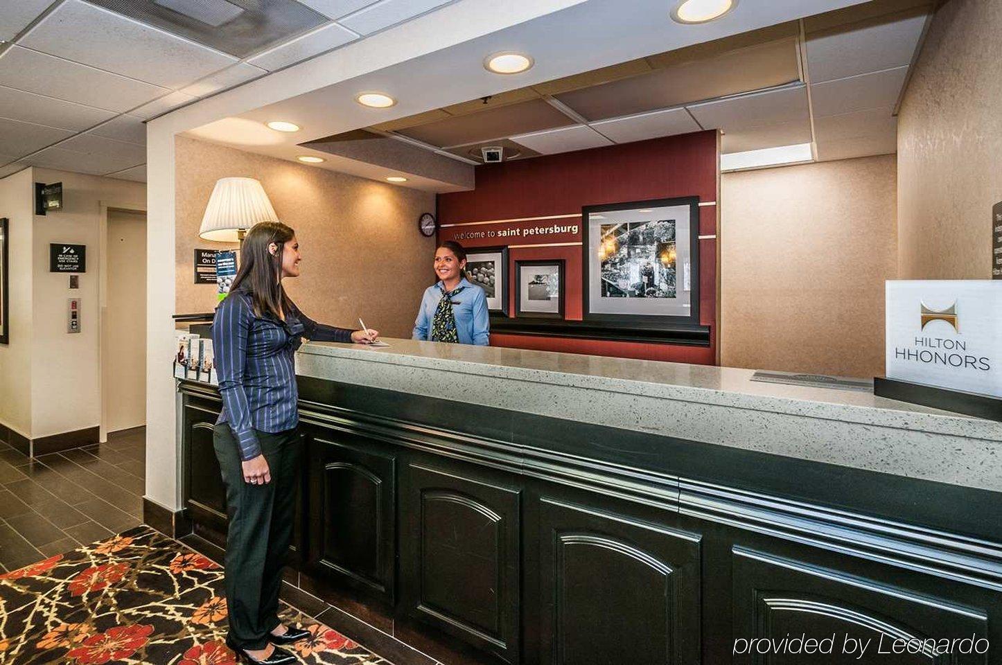 Holiday Inn - St. Petersburg West By Ihg Buitenkant foto